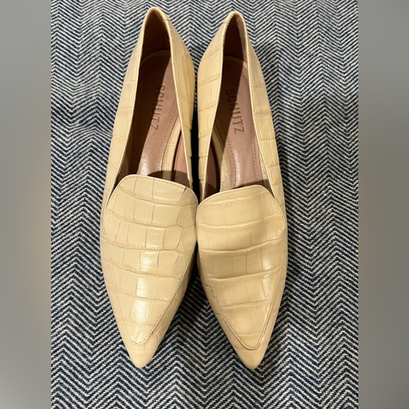 Schutz almond/beige leather block heels size 8 US - Picture 9 of 9